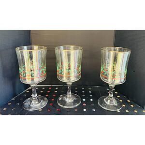 2 vintage Arby's Libbey water goblet Holly Leaf Berry stemmed Chrsitmas glasses